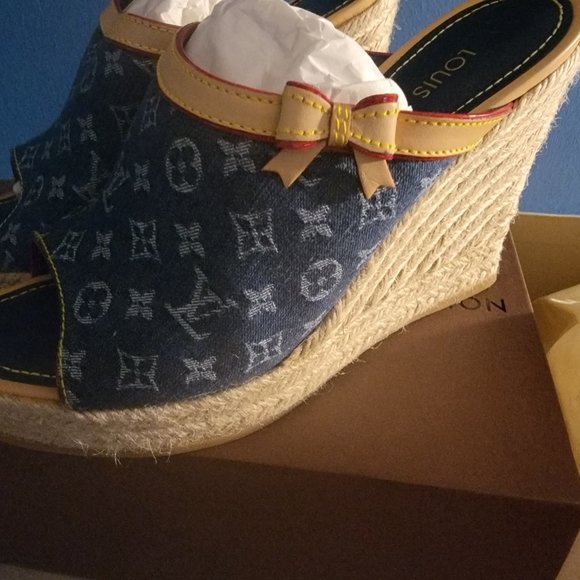 Louis Vuitton wedges - Picture 4 of 7